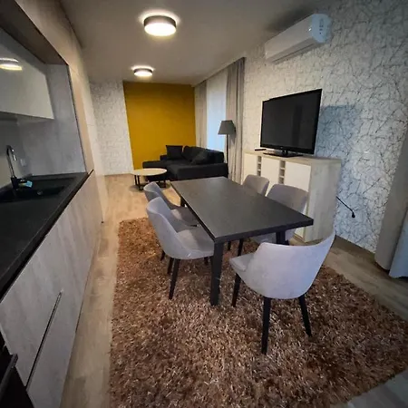 Brand New Apartment *